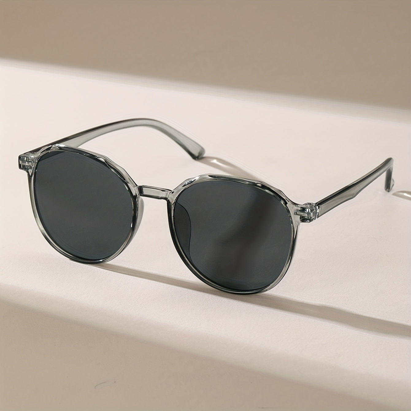 Black Round Frame Classic Casual Sunshade Eyewear