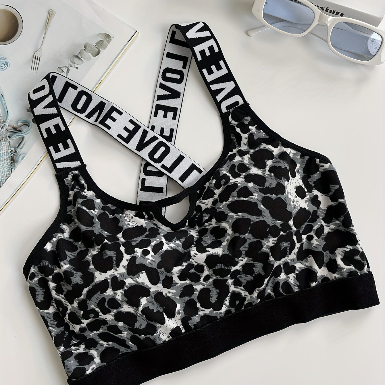 Women's Leopard Print Sports Bra, Athletic Supportive Crop Top, Breathable Gym Workout Underwear with Elastic "LOVE" Strap