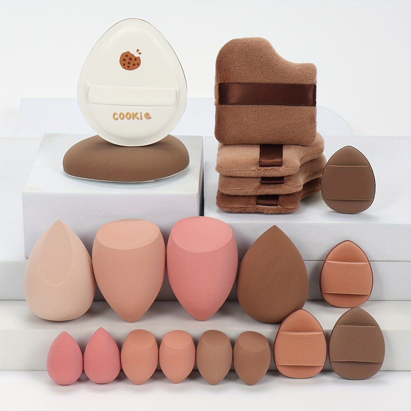 Marshmallow 20pcs Set, 2 Cushion Puffs & 4 Loose Puffs & 4 Makeup Sponges & 6 Mini Makeup Sponges & 4 Mini Cushion Puffs, Beauty Makeup Sponges Mixed with BB Cream, Liquid Foundation, Concealer for Use, Especially Suitable fo