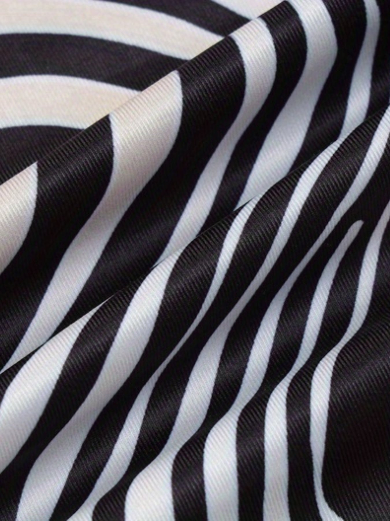 Chic Geometric Print Halter Mini Dress for Women - Sleeveless, Bodycon Fit, Perfect for Summer Beach Parties, Spaghetti Strap, Short Dress