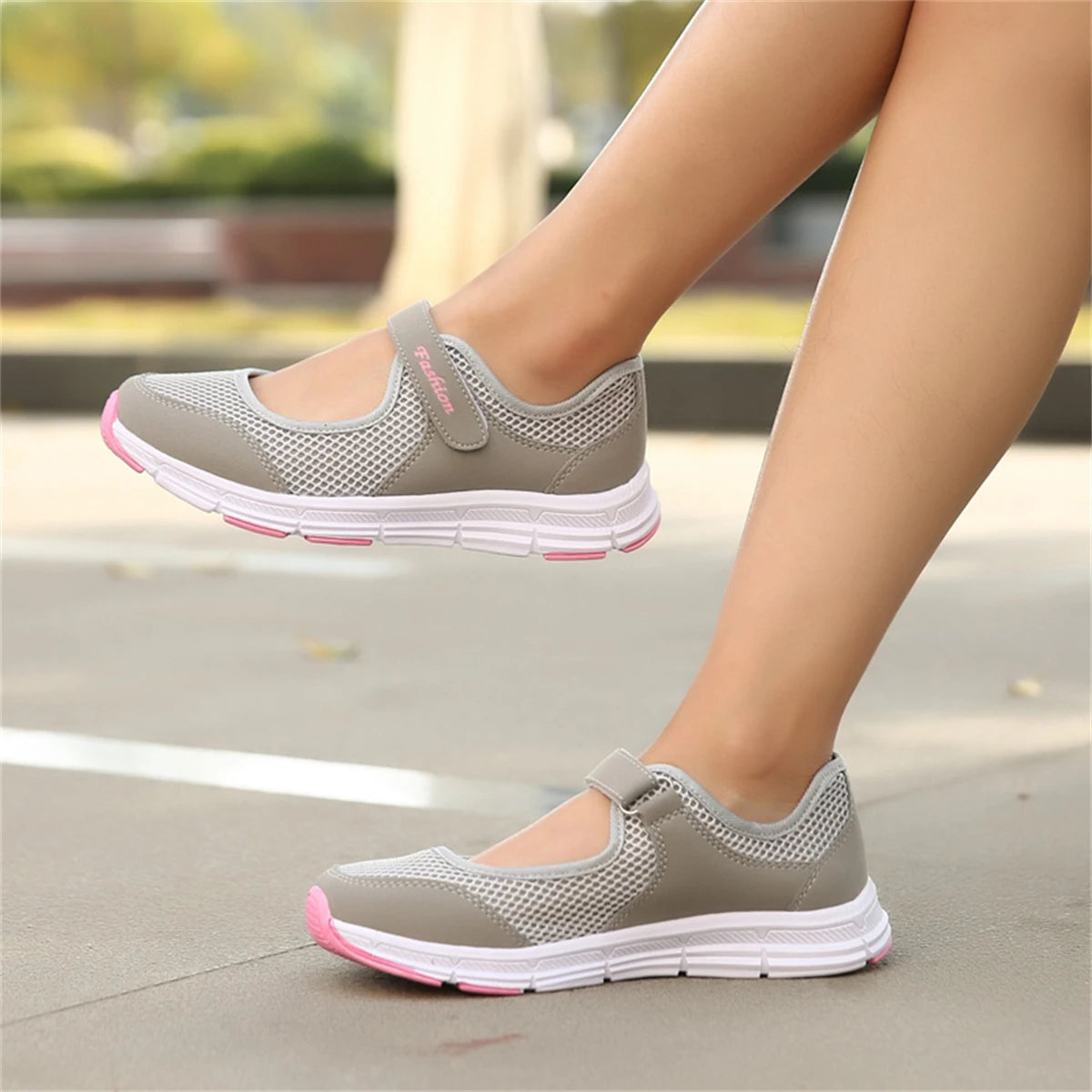 Clearance_Summer new style women's shoes sports shoes mesh breathable casual running shoes all-match lightweight mother shoes no