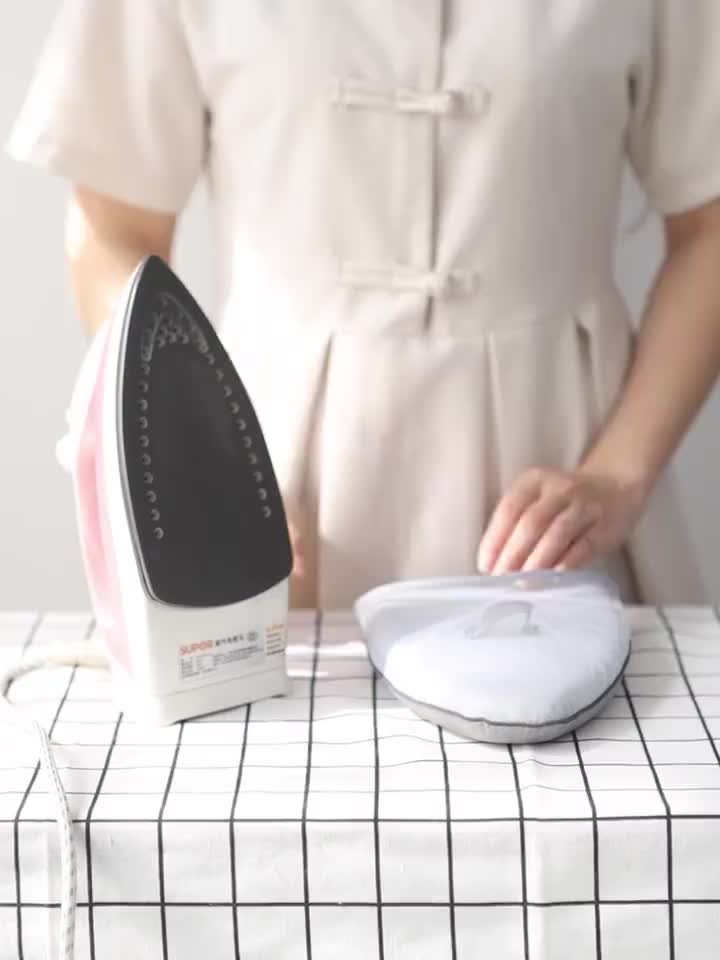 1pc Mini Portable Handheld Ironing Board - Compact Hanging Ironing Machine Gloves for Easy Ironing - Space-Saving Small Ironing Clothes Board for Household Use