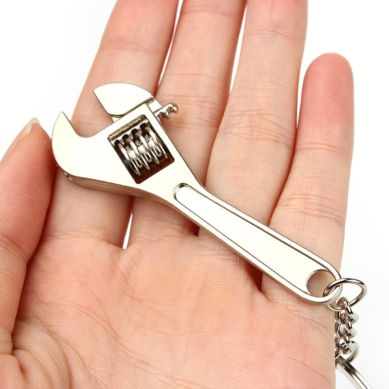 1pc 11.5cm/4.6inch Mini Wrench Tool Keychain Wrench Key Ring Pendant Keychain Creative Mini Activity Wrench Keychain Wrench Keychain
