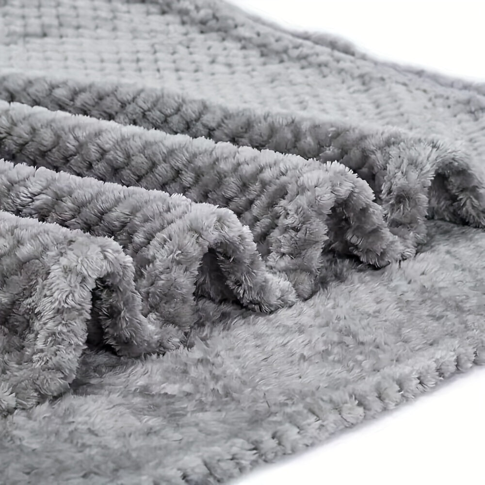 Cozy Ultra-Soft Pet Blanket - Premium Sleeping Pad for Kittens & Puppies - Small, Machine-Washable, Snug Bed for Cats & Dogs