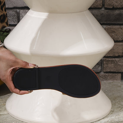 New Summer Flat Sandals for Women, Large Size, European And American Style, One-Strap Beach Slippers.