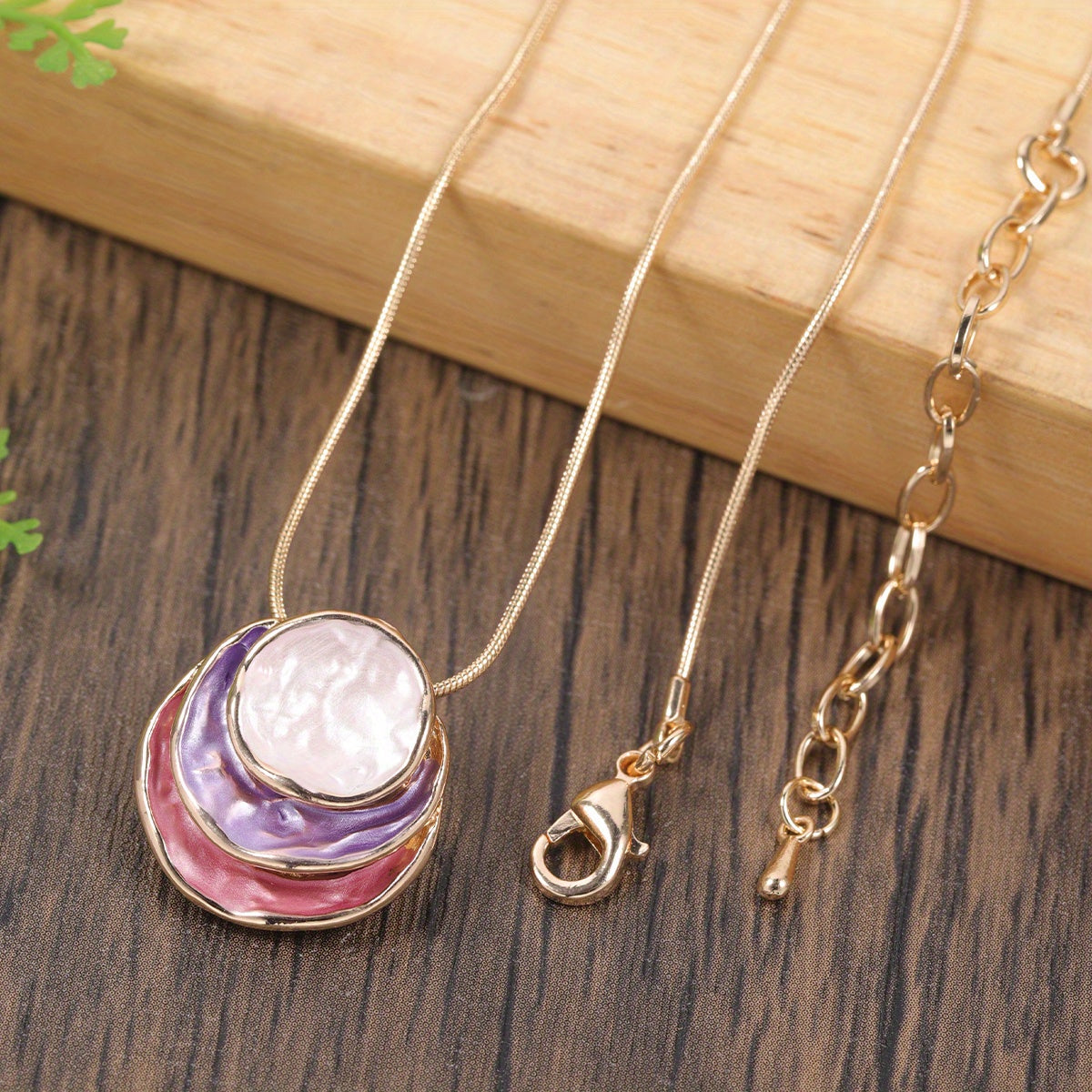 [1pc Elegant Blue Pendant] Elegant Blue Enamel 1pc Pendant Necklace | Zinc Alloy with Golden Accents, Twisted Rope Chain Design, Sophisticated Accessory for Formal or Casual Attire