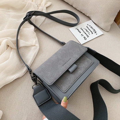 Two Tone Crossbody Bag, Mini Square Flap Purse, Women's Faux Leather Shoulder Bag (7.5*5.9*2.95) Inch