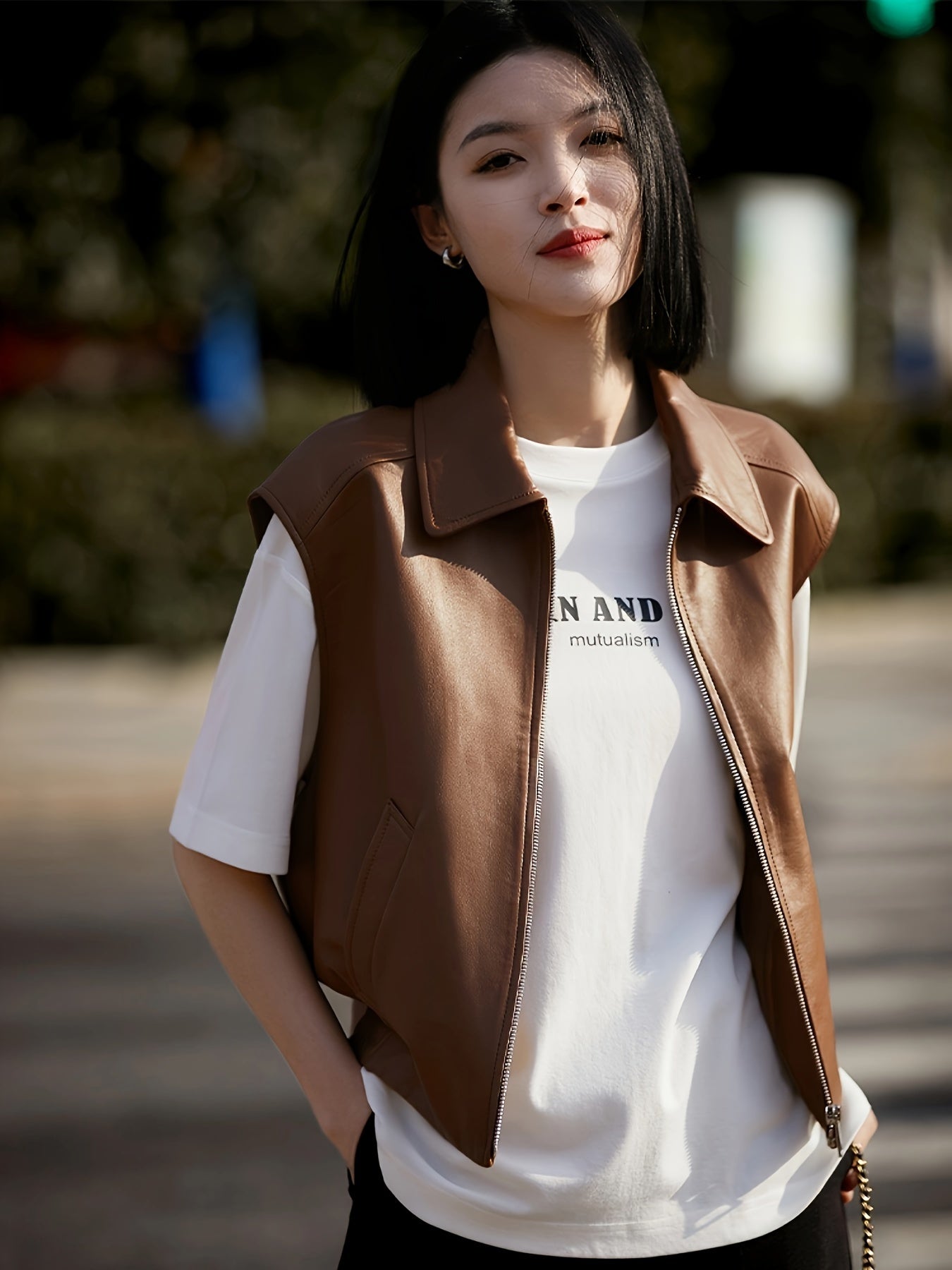 Women's Vintage Style Versatile Genuine Sheepskin Leather Vest, Casual Sleeveless Jacket With Zipper Detail