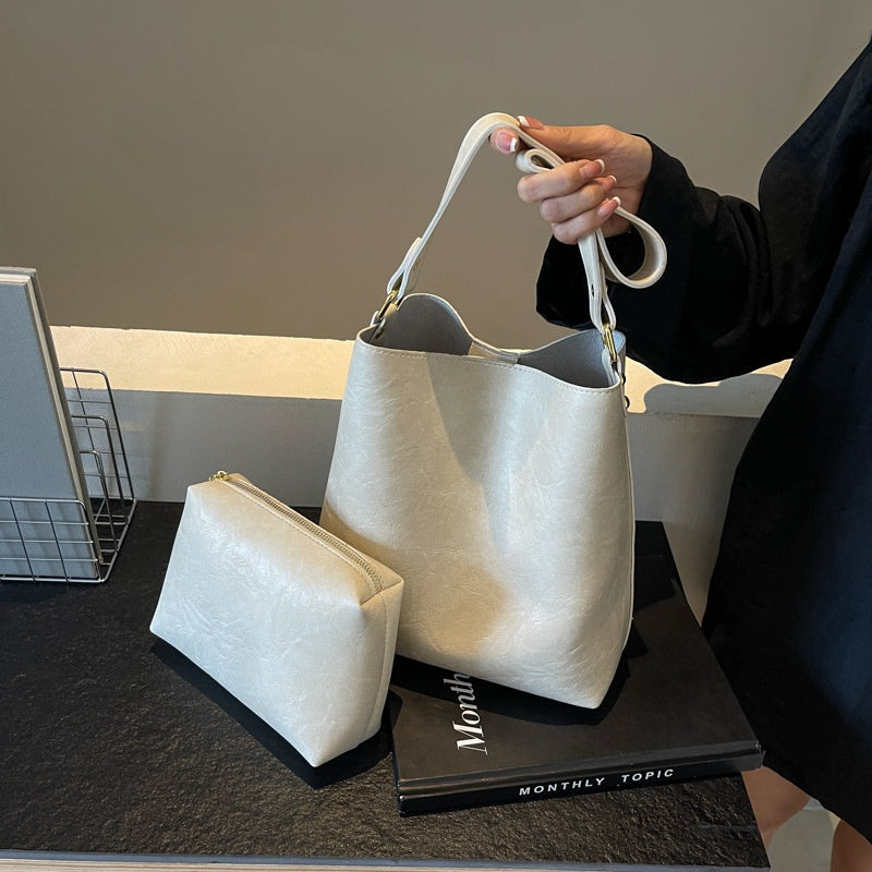 Versatile tote bag women's shoulder bag women's large capacity commuting bucket bag