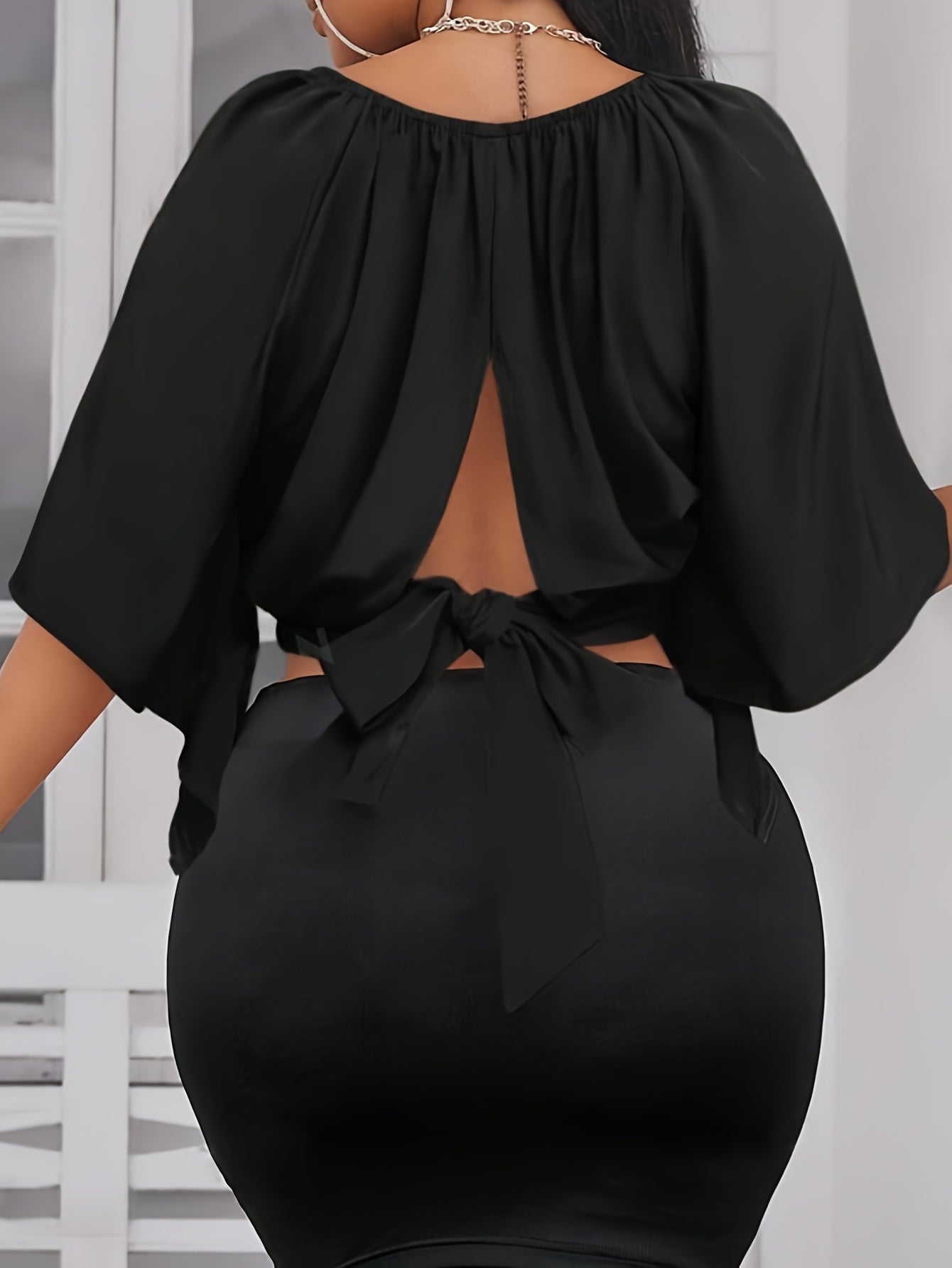 Solid Color Crew Neck Blouse, Elegant Short Sleeve Bow Back Split Blouse For Spring & Summer, Women's Clothing