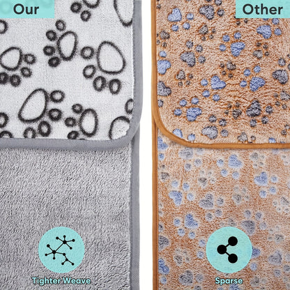 1pc Comfy Puppy Blanket with Cute Paw Prints - Soft, Warm Fleece for Dogs and Cats - Ideal for Nap Time and Travel