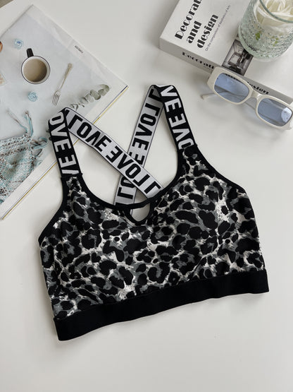 Women's Leopard Print Sports Bra, Athletic Supportive Crop Top, Breathable Gym Workout Underwear with Elastic "LOVE" Strap