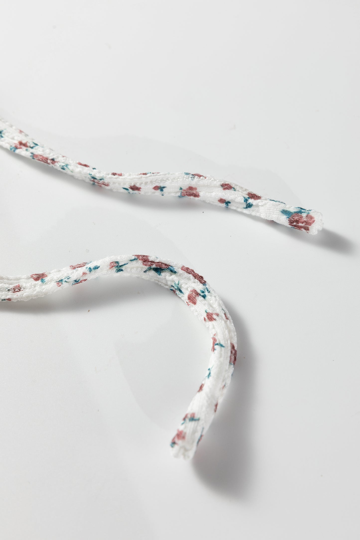 White Spiral Ribbed Floral Print Long Sleeve Henley Top Drawstring Short Set