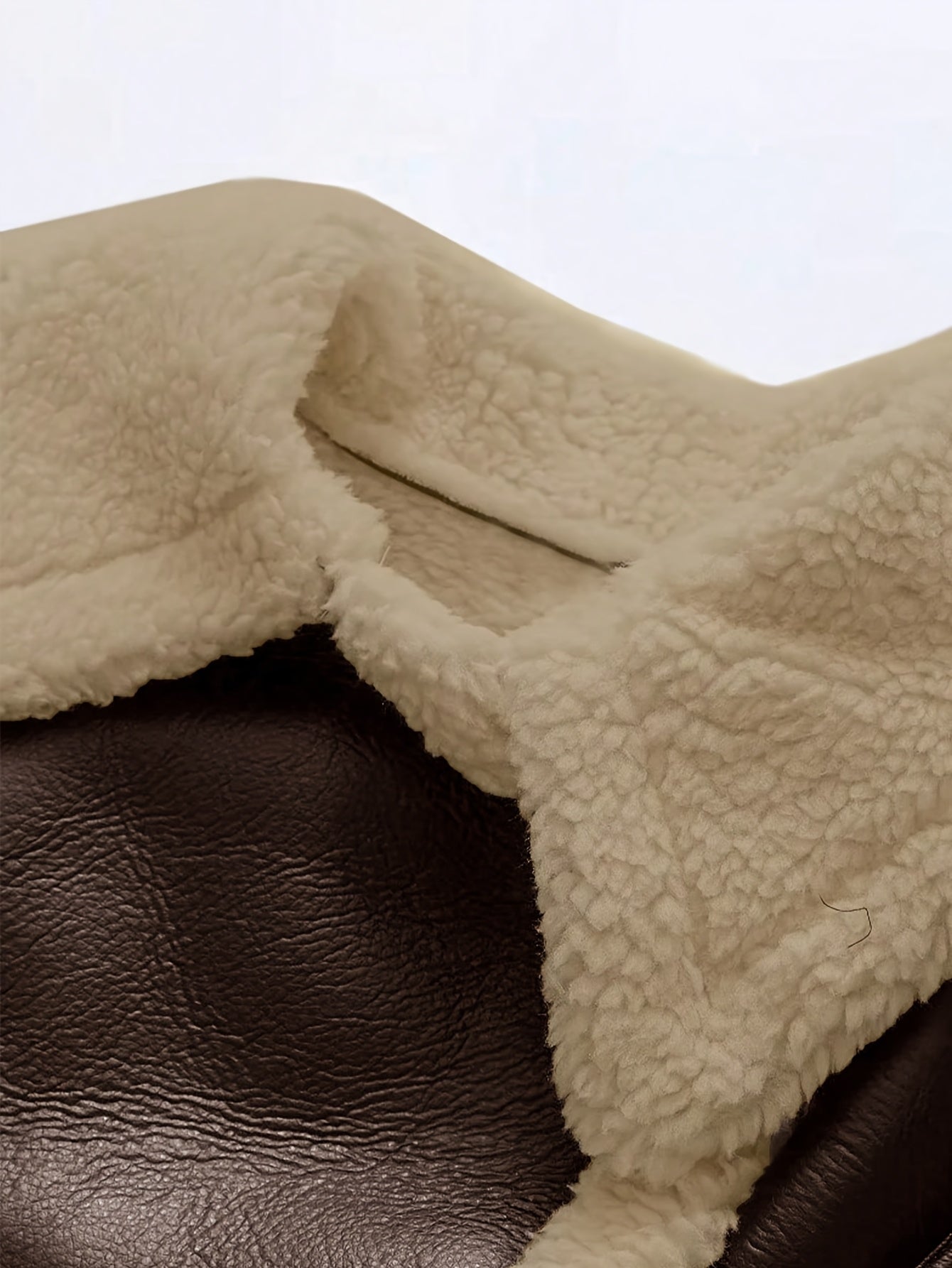 Women'S Elegant Teddy Lined Jacket with Turnover Sleeves, Zipper Closure, and Moto-Inspired Design - Vintage Streetwear Collar, Perfect for Fall/Winter