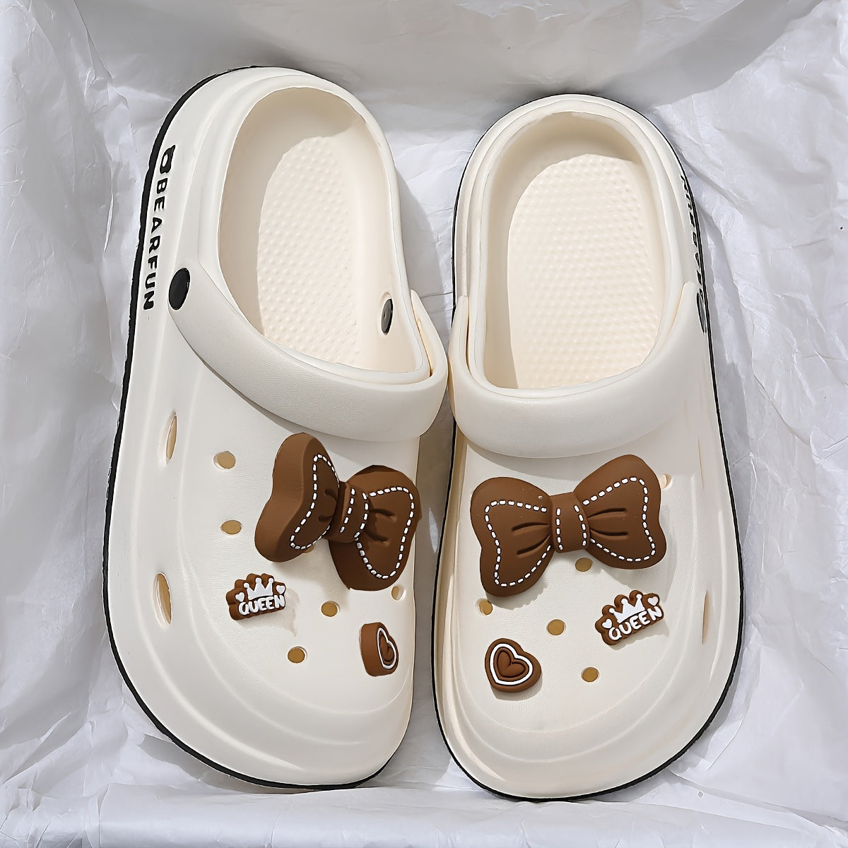 Women's White EVA Bow-Embellished Slippers - Lightweight Summer Beach Sandals with Thick Cushioned Sole, Soft Round Toe and Minimalist Design, Suitable for Indoor/Outdoor Use, Hand Washable