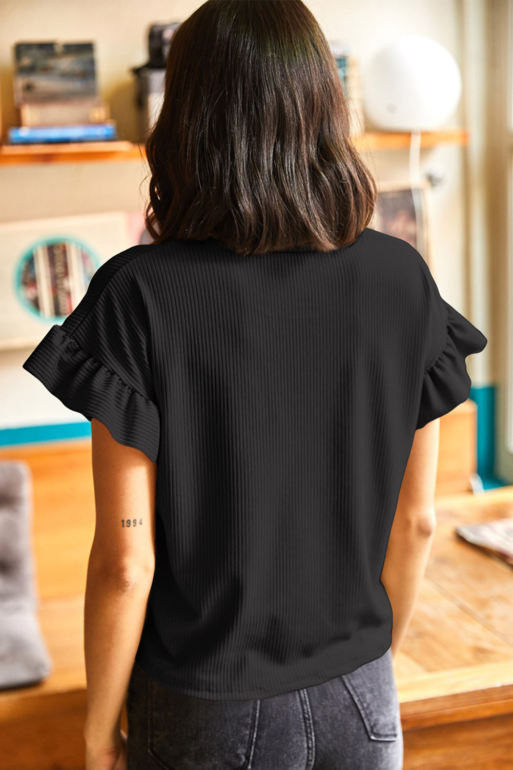 Black Solid Color Ribbed Ruffled Short Sleeve T Shirt
