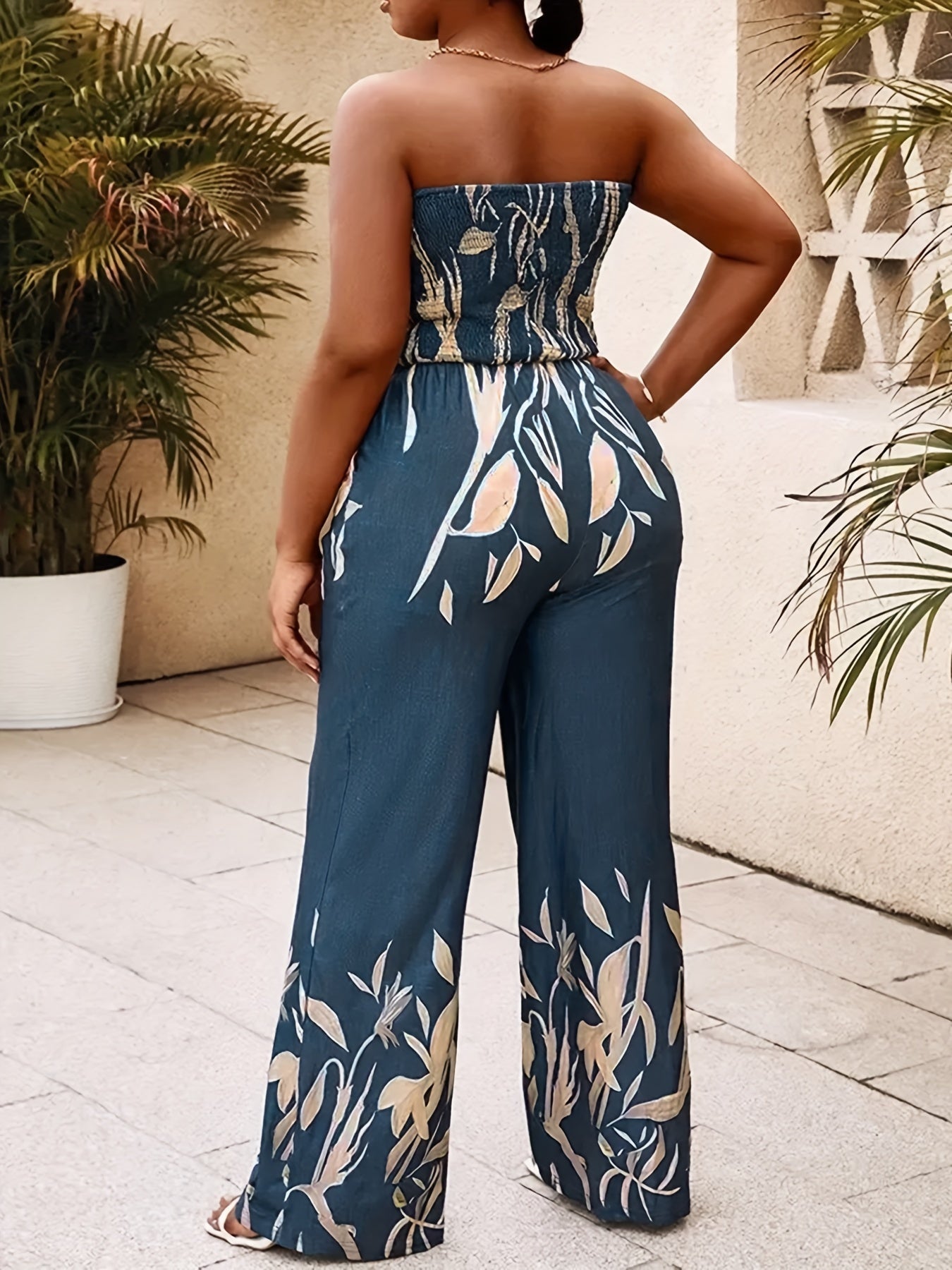 Vibrant Floral Print Bandeau Shirred Tube Jumpsuit - Comfy Vacation Essential with Tie Front Pockets for Spring & Summer - Womens Polyester Woven Casual Clothing with No Elasticity