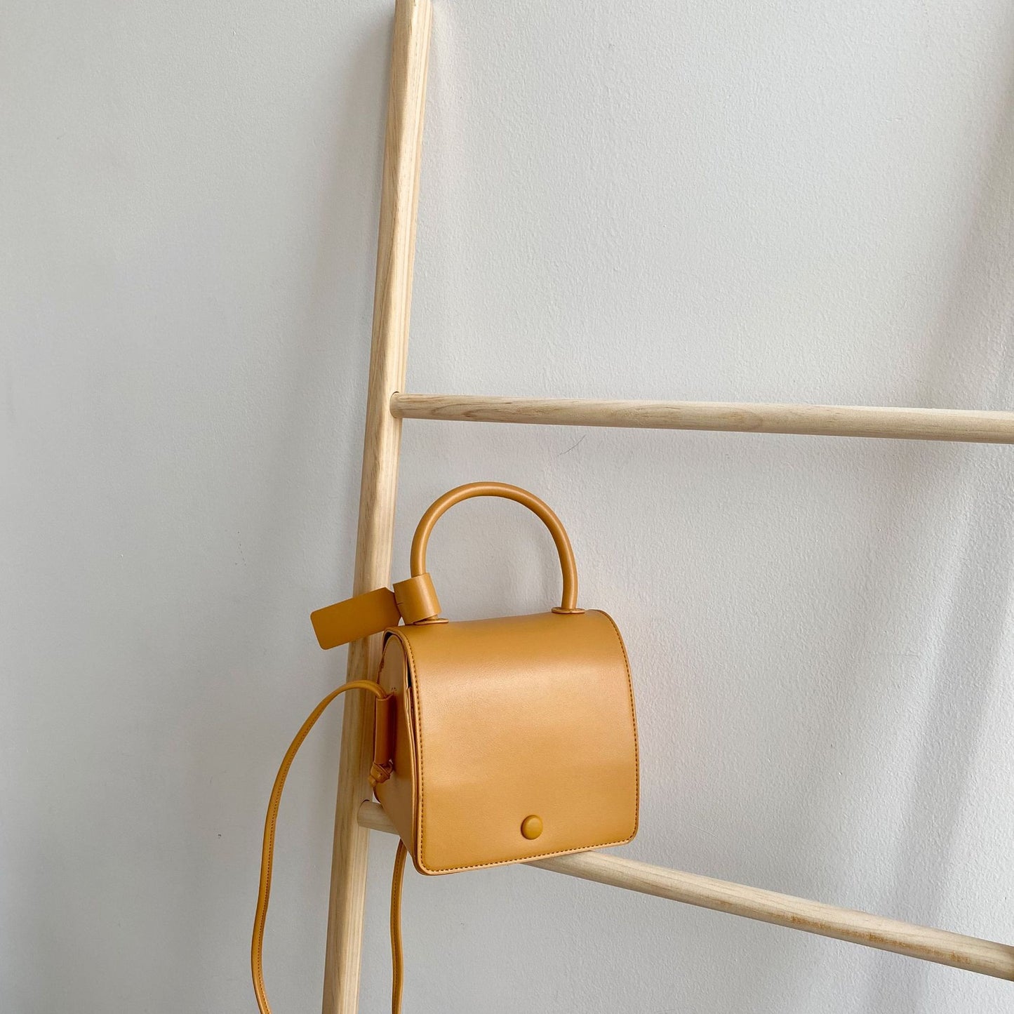 Large Capacity Women's Fashion Shoulder Bag Niche Student Handbag Small Square Bag Messenger Bag