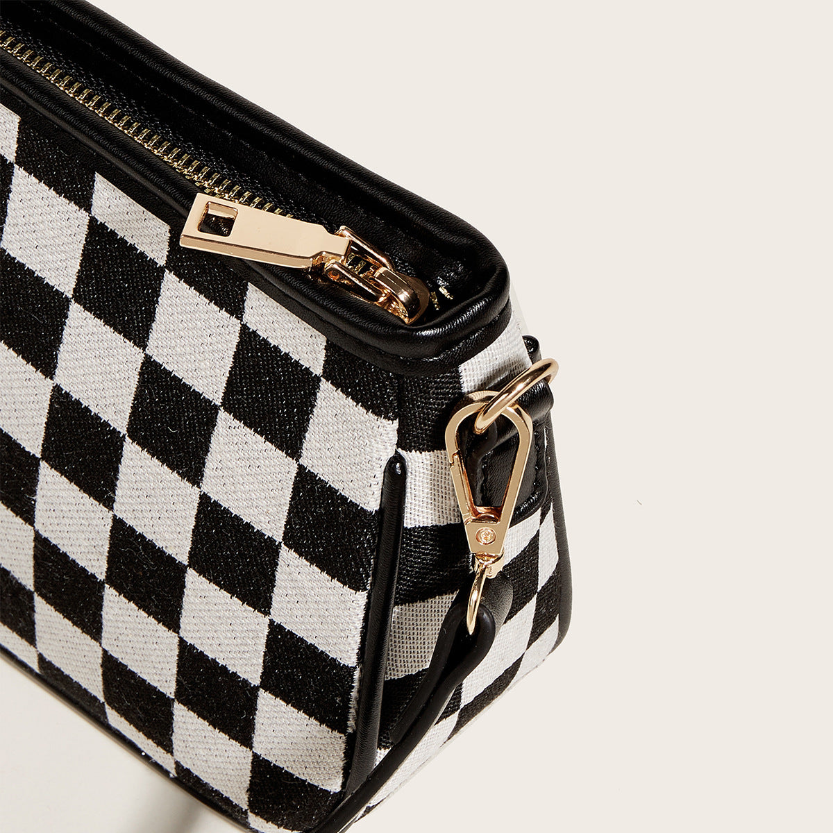 Fashion Personality Commuter All-Match Black And White Contrast Color Checkerboard Underarm Bag Girl Simple Temperament Women's Bag