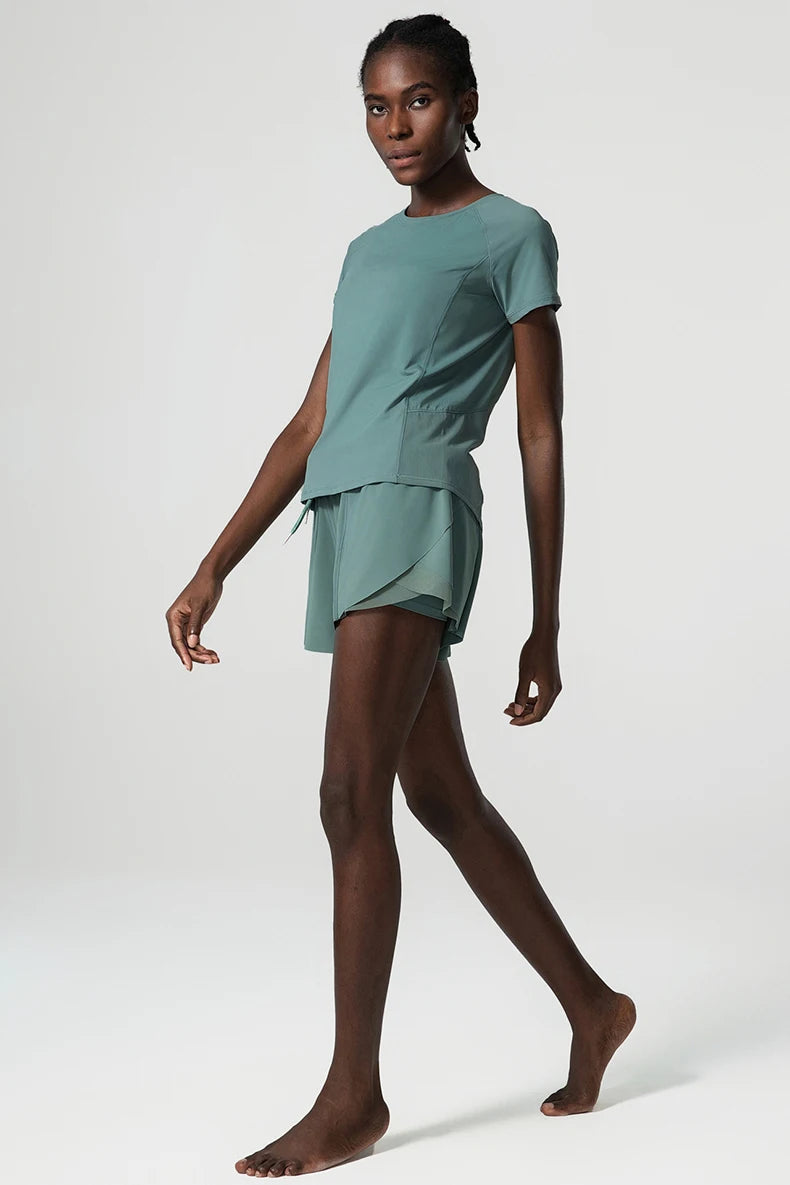 Women Summer Short Sportswear Solid Color Two Pieces Fitness Yoga Set Breathable Quick Dry Gym Suit Loose Workout Clothes