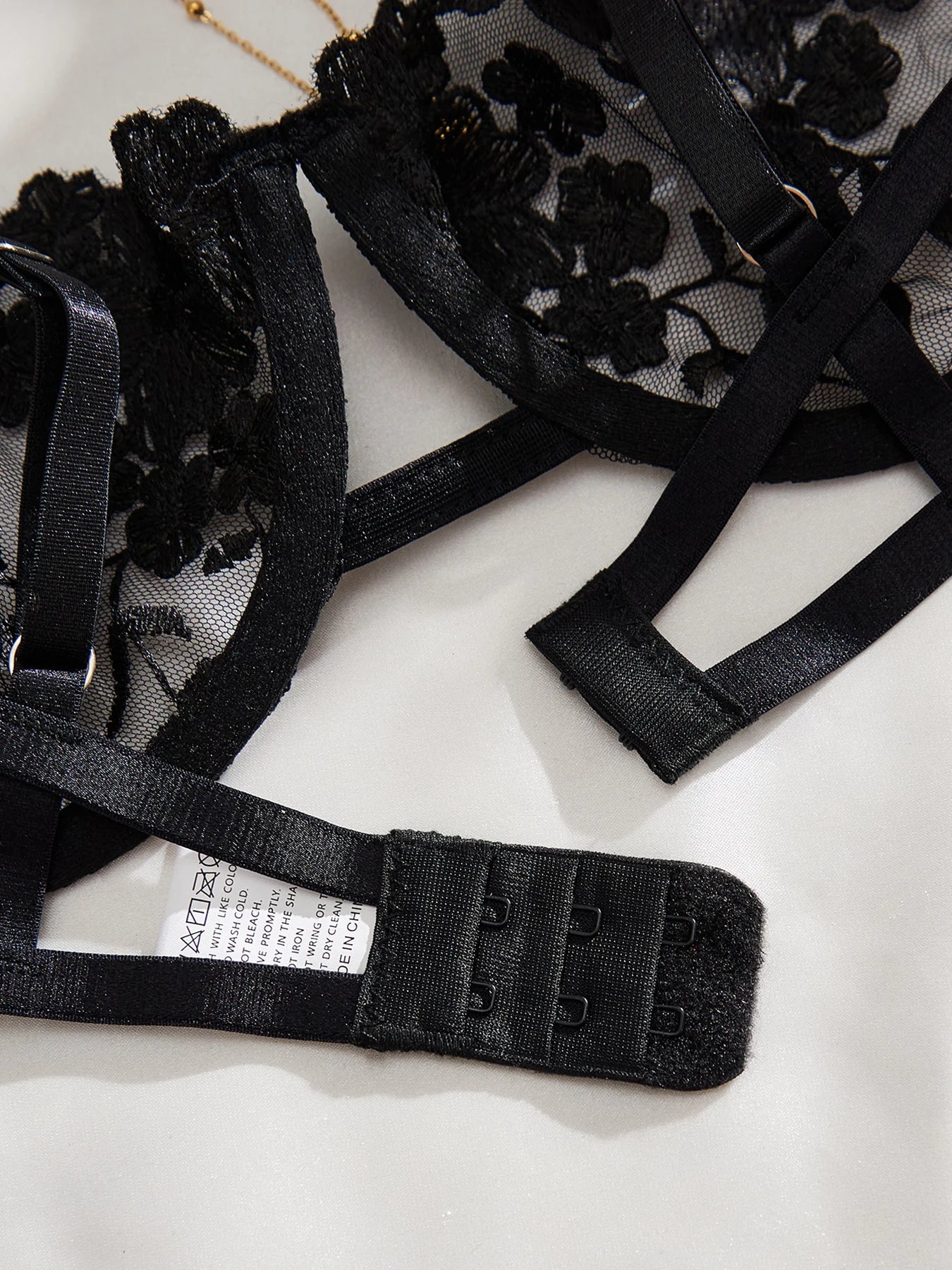 Lady Floral Embroidery Lingerie Set Women Sheer Bra and Brief Underwear Set Satin Sexy Intimates Underwear