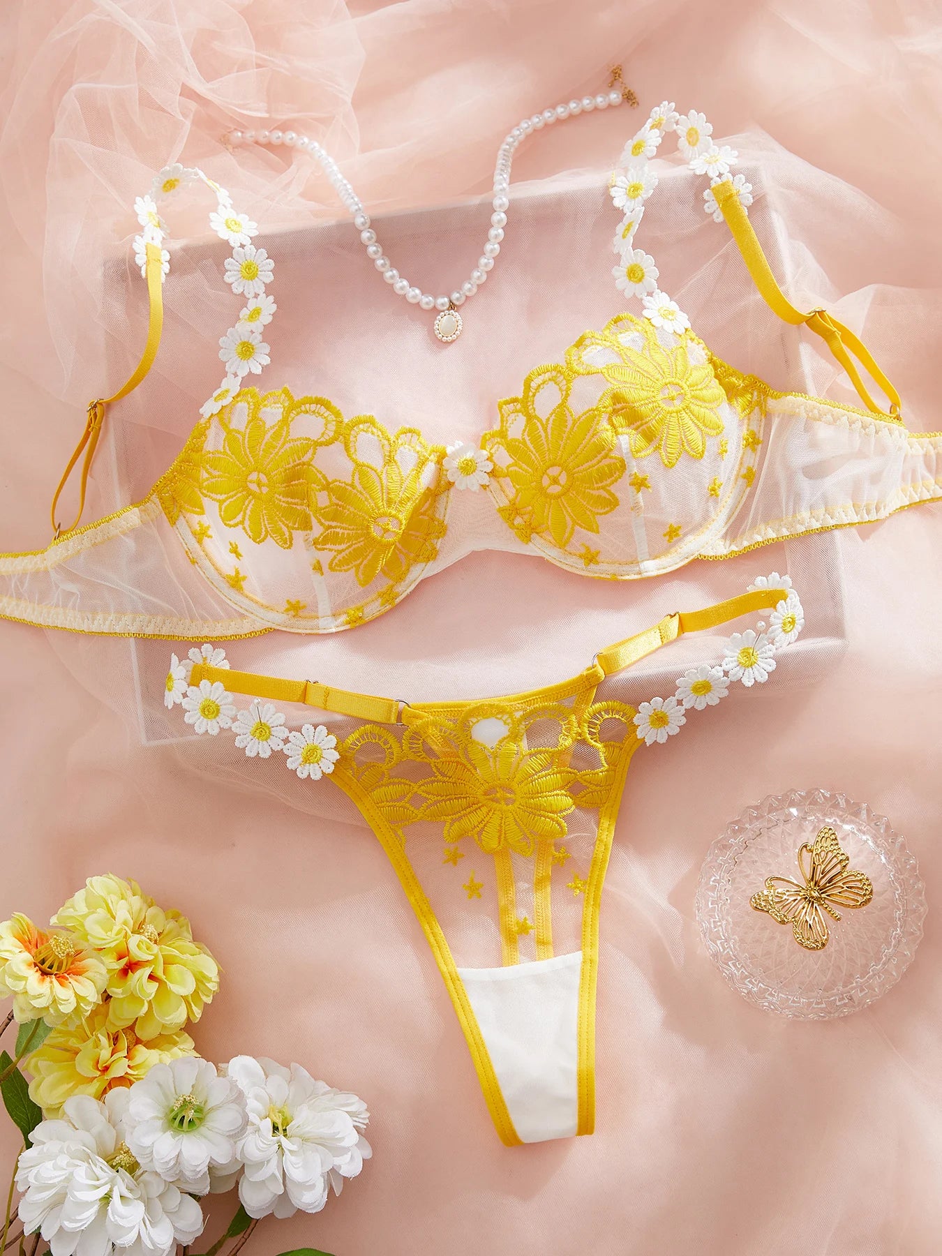 Ladies' youthful and beautiful yellow daisy summer semi transparent embroidered underwear, cute and sweet style, adjustable shou