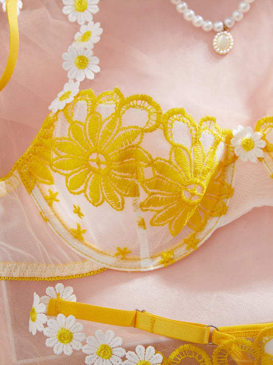 Ladies' youthful and beautiful yellow daisy summer semi transparent embroidered underwear, cute and sweet style, adjustable shou