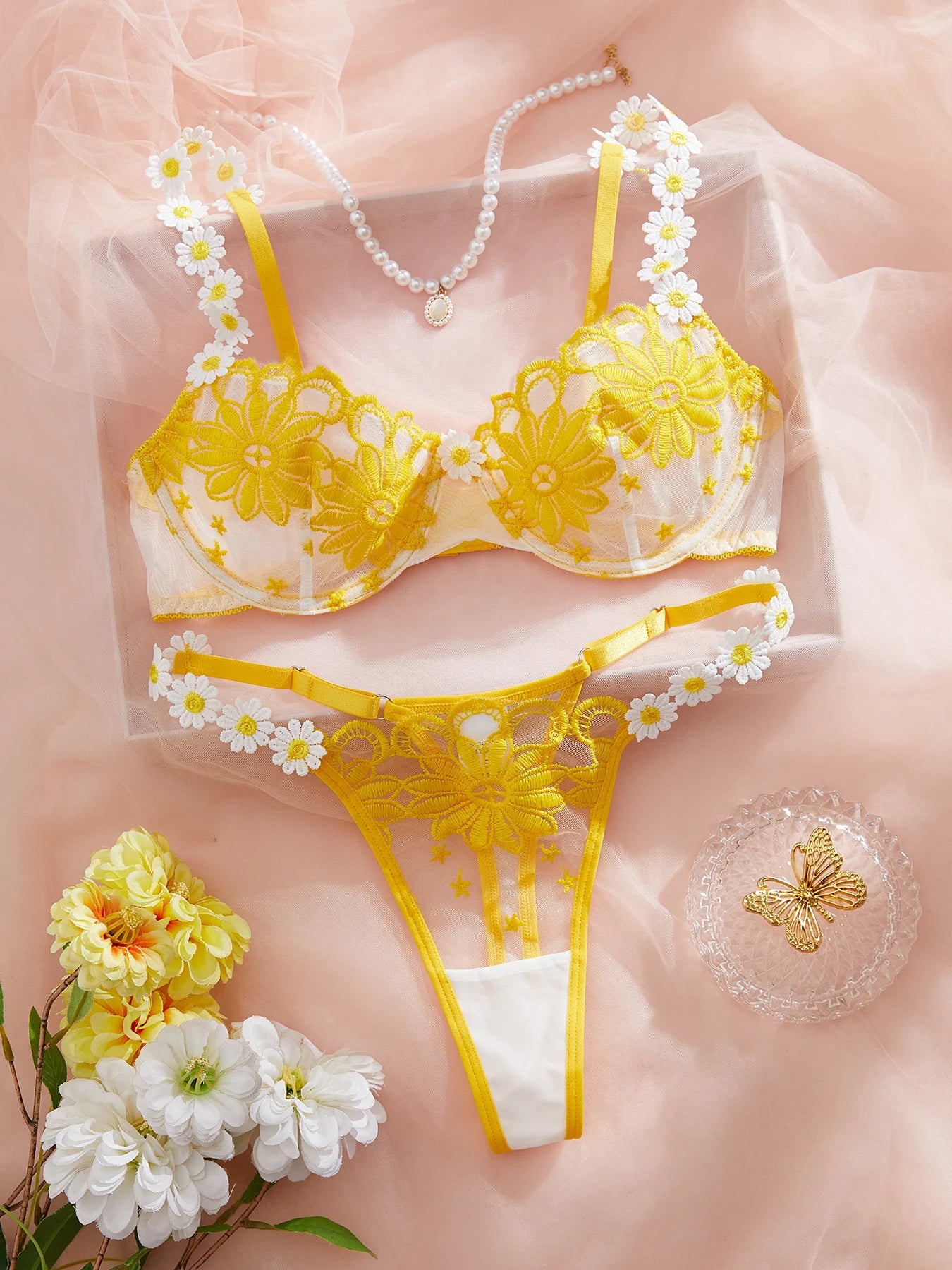 Ladies' youthful and beautiful yellow daisy summer semi transparent embroidered underwear, cute and sweet style, adjustable shou