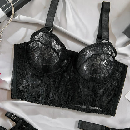 Women's Lingerie Lace Should be Tied with Cutout with Underwire Fishbone Three-piece Underwear Set The cut is slim and elegant