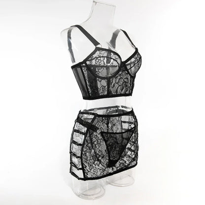 Women's Lingerie Lace Should be Tied with Cutout with Underwire Fishbone Three-piece Underwear Set The cut is slim and elegant