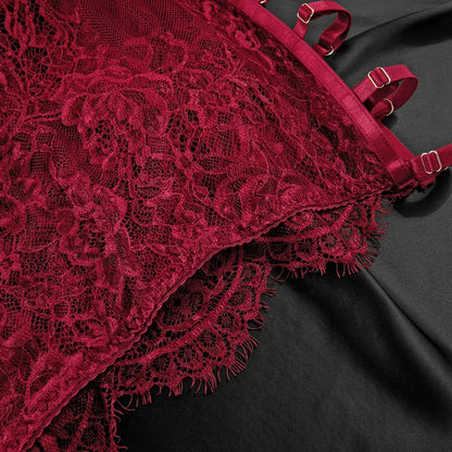 Women's Lingerie Lace Should be Tied with Cutout with Underwire Fishbone Three-piece Underwear Set The cut is slim and elegant