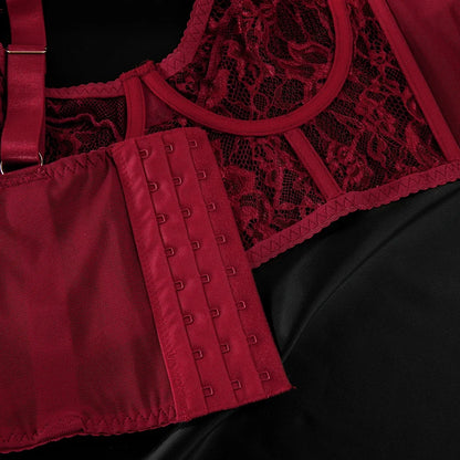 Women's Lingerie Lace Should be Tied with Cutout with Underwire Fishbone Three-piece Underwear Set The cut is slim and elegant