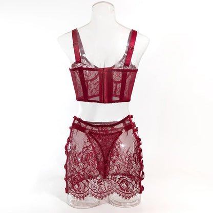 Women's Lingerie Lace Should be Tied with Cutout with Underwire Fishbone Three-piece Underwear Set The cut is slim and elegant