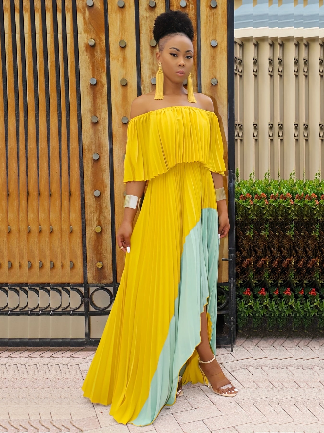 Flattering Pleated Off Shoulder Maxi Dress - Alluring Asymmetrical Hem for Glamorous Parties - Fashion-Forward Womens Formal Wear