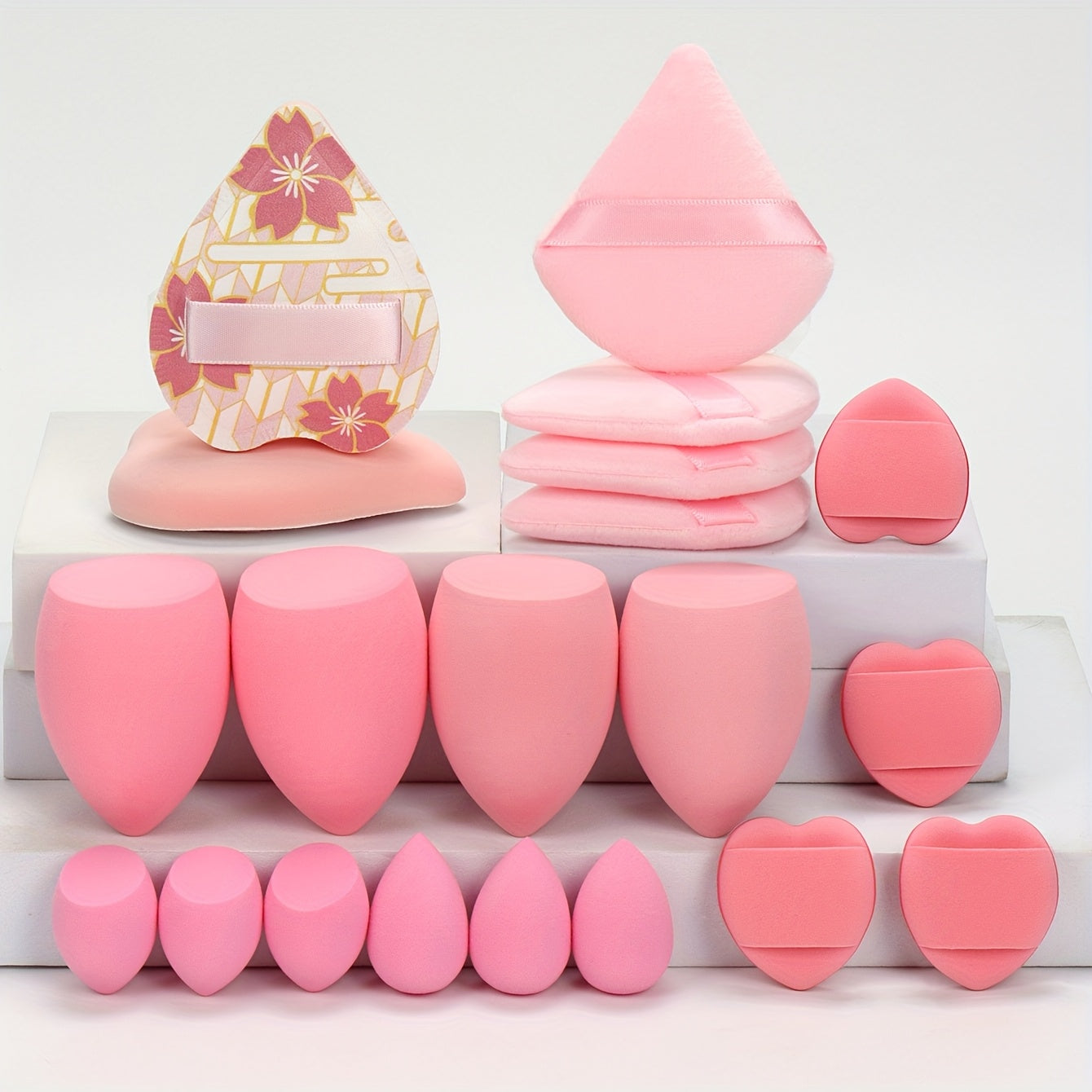 Marshmallow 20pcs Set, 2 Cushion Puffs & 4 Loose Puffs & 4 Makeup Sponges & 6 Mini Makeup Sponges & 4 Mini Cushion Puffs, Beauty Makeup Sponges Mixed with BB Cream, Liquid Foundation, Concealer for Use, Especially Suitable fo