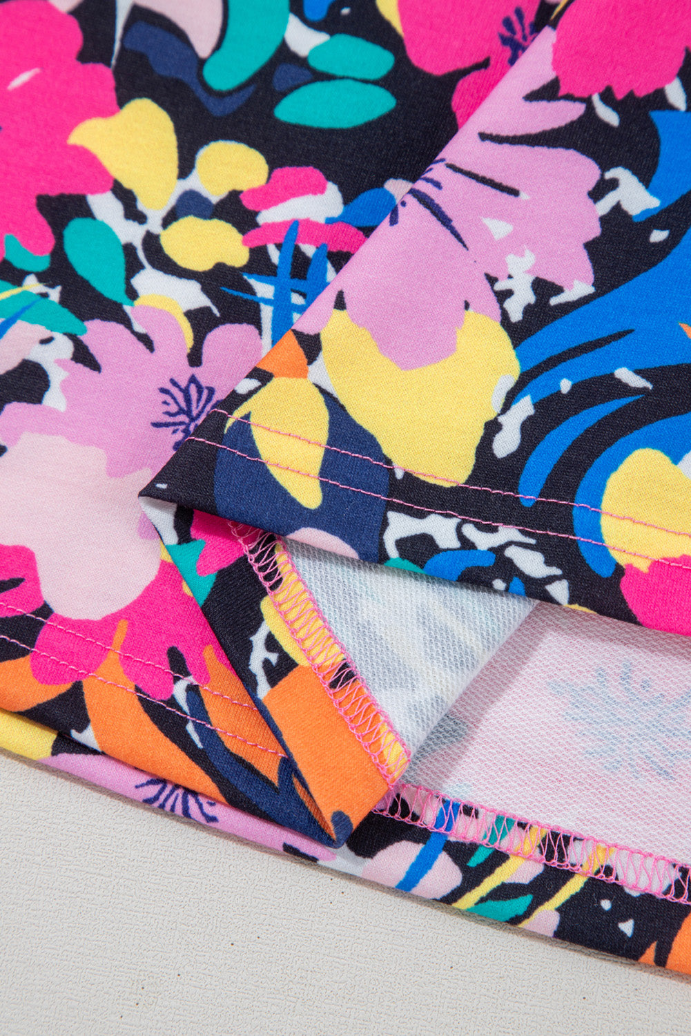 Rose Floral Short Sleeve Contrast Edge Plus Size Henley Top