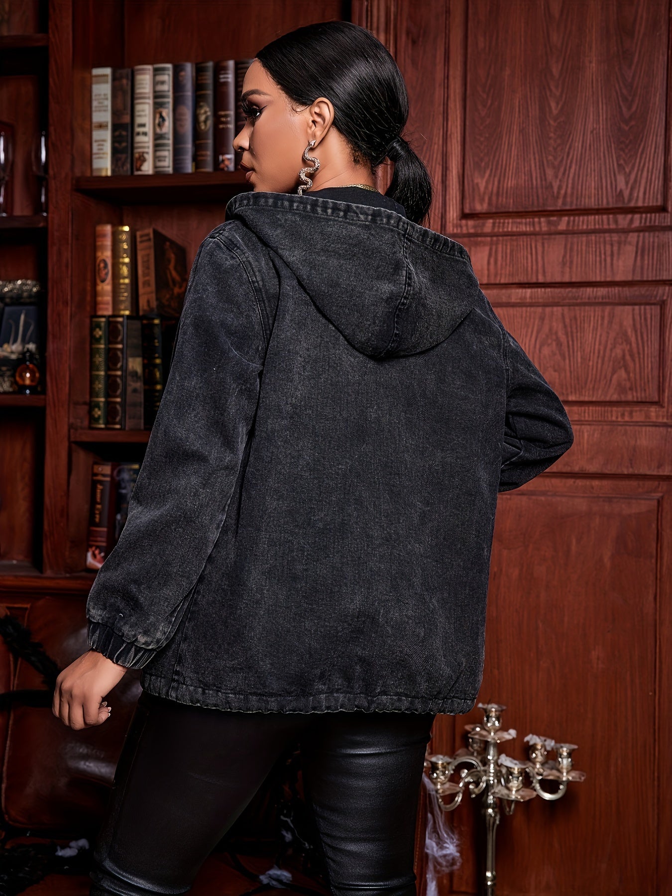 Chic Hooded Denim Jacket for Women - Fashionable Zipper Detail, Timeless Casual Style, Warm Hood, Versatile Long Sleeves - A Premium Denim Coat for Everyday Chic