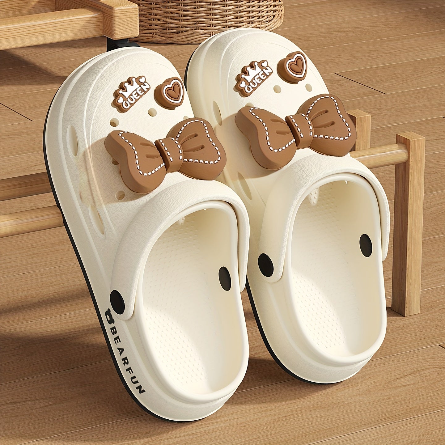 Women's White EVA Bow-Embellished Slippers - Lightweight Summer Beach Sandals with Thick Cushioned Sole, Soft Round Toe and Minimalist Design, Suitable for Indoor/Outdoor Use, Hand Washable